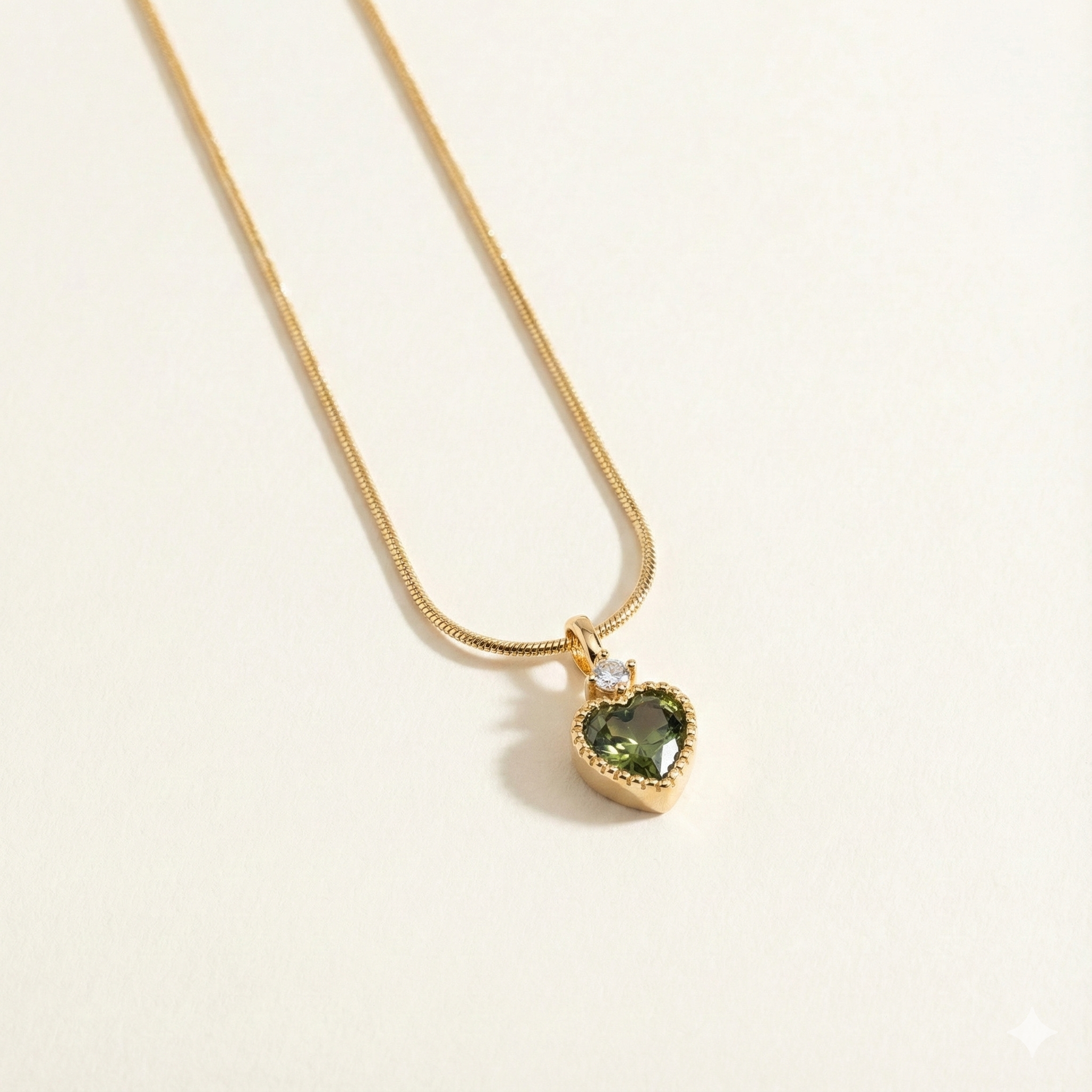 Emerald Glow Heart Pendant Necklace
